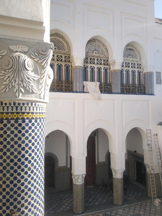 Suite In A Xviiie Palace Fez Exterior photo