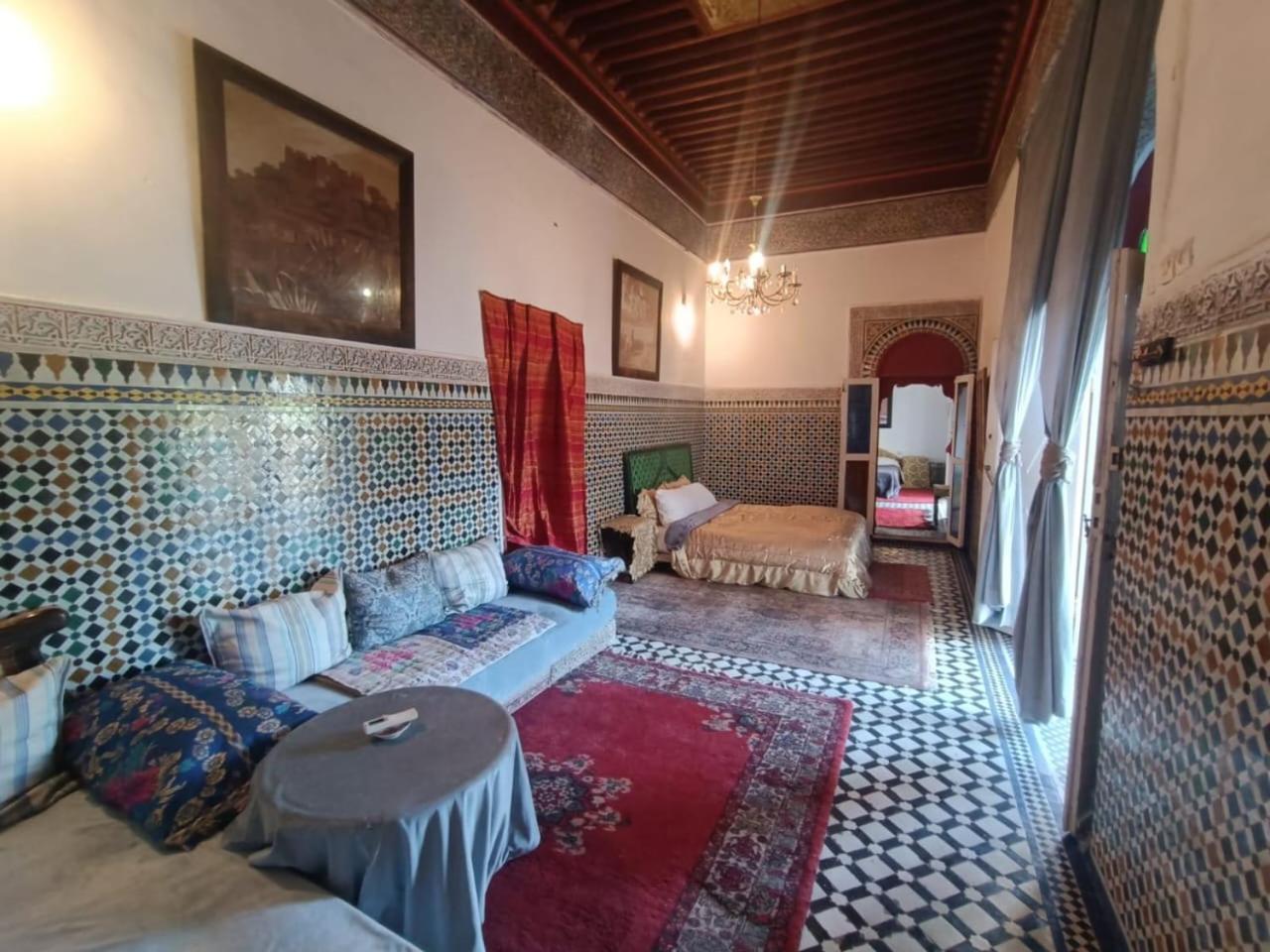 Suite In A Xviiie Palace Fez Exterior photo